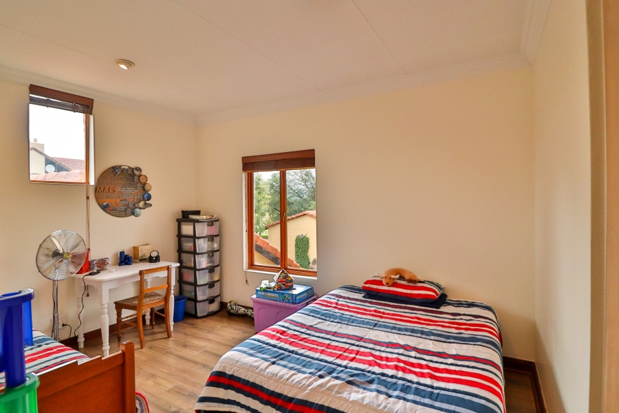 To Let 3 Bedroom Property for Rent in The Coves North West